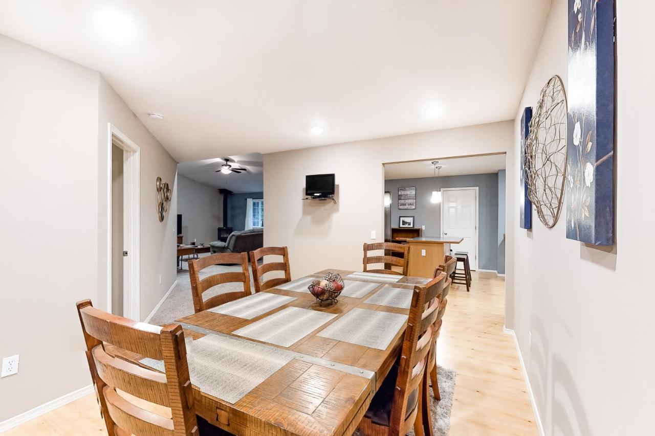 Wooded Wonder Villa Sandpoint Exterior photo